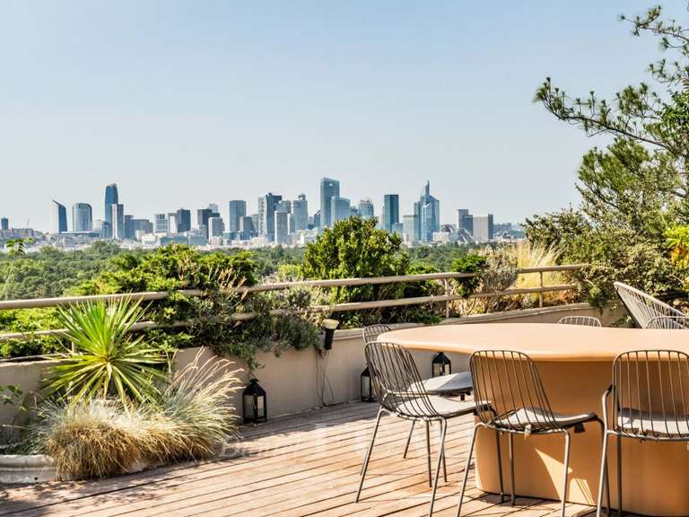 Appartement Paris 16e - 4 chambres - 270m²
