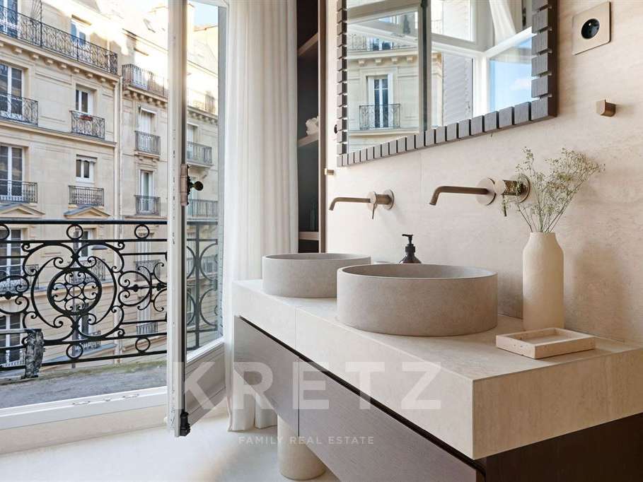Apartment Paris 16e