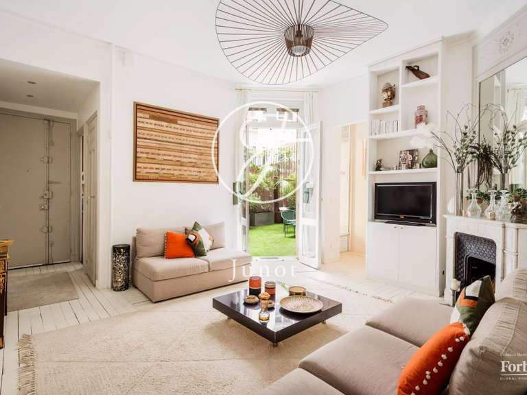 Appartement Paris 16e - 2 chambres - 79m²