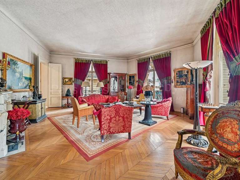 Apartment Paris 16e - 3 bedrooms - 240m²
