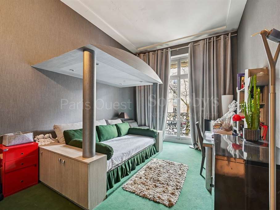 Apartment Paris 16e