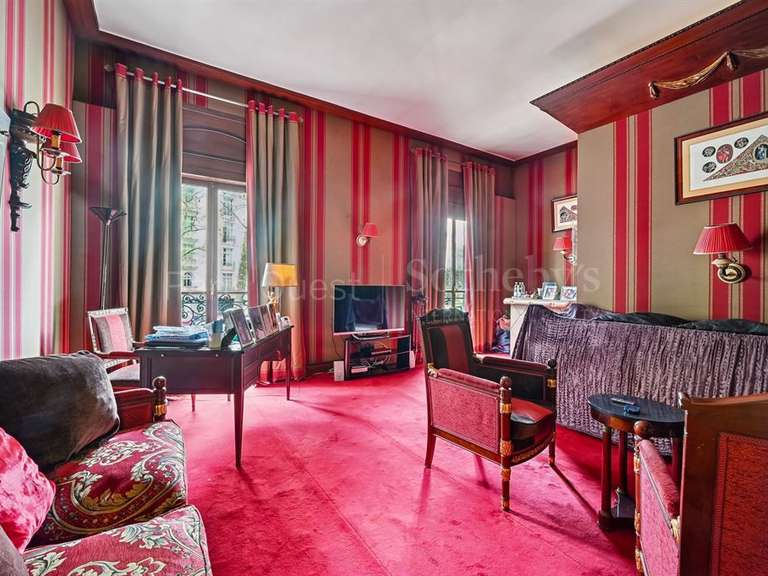 Apartment Paris 16e - 3 bedrooms - 240m²