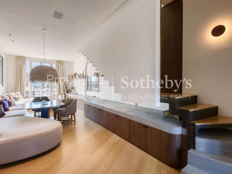 Appartement Paris 16e - 2 chambres - 95m²