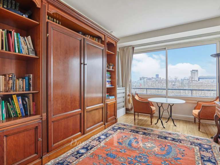 Appartement Paris 16e - 2 chambres - 97m²