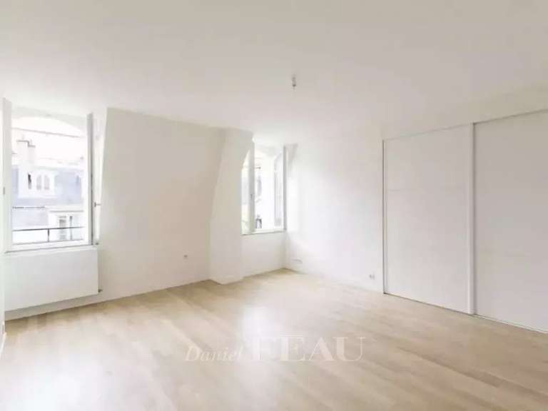 Appartement Paris 16e - 3 chambres - 148m²