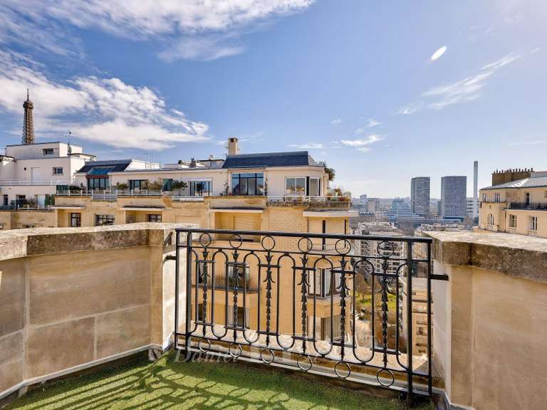 Appartement Paris 16e - 3 chambres - 139m²