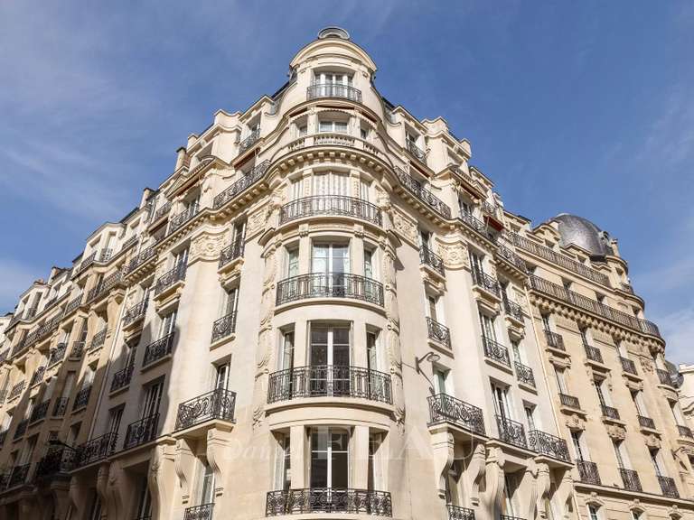 Appartement Paris 16e - 3 chambres - 139m²