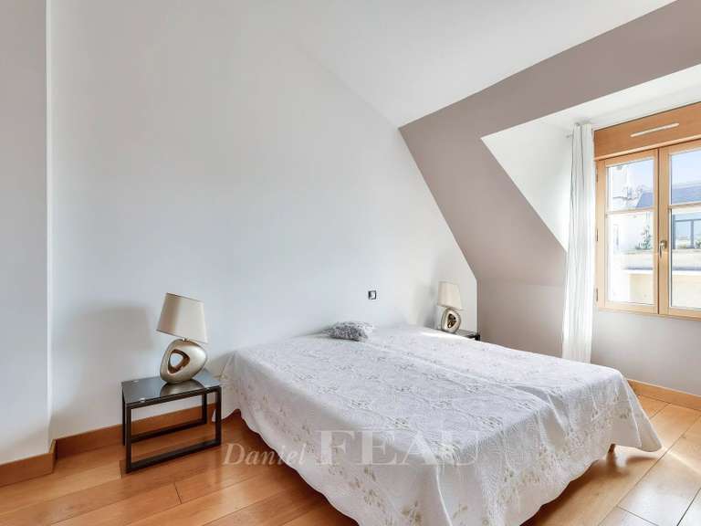 Appartement Paris 16e - 3 chambres - 139m²