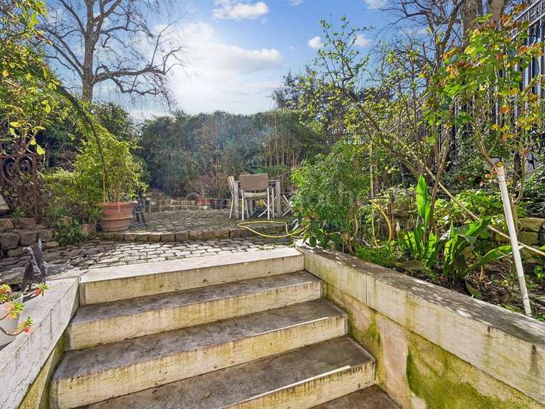 Appartement Paris 16e - 3 chambres - 240m²