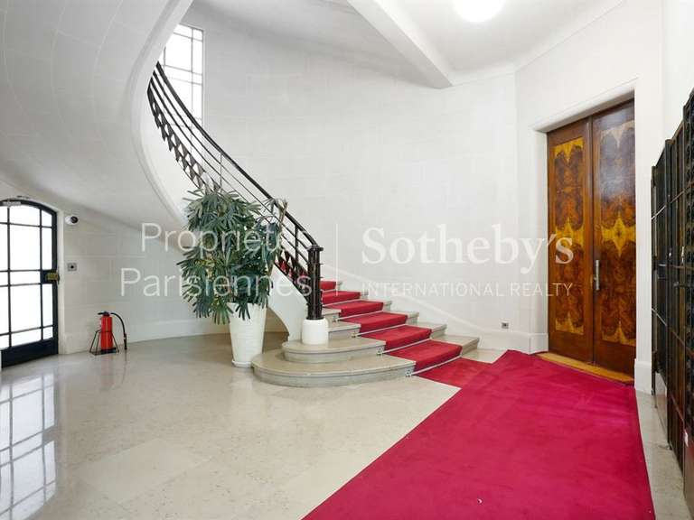 Appartement Paris 16e - 3 chambres - 403m²