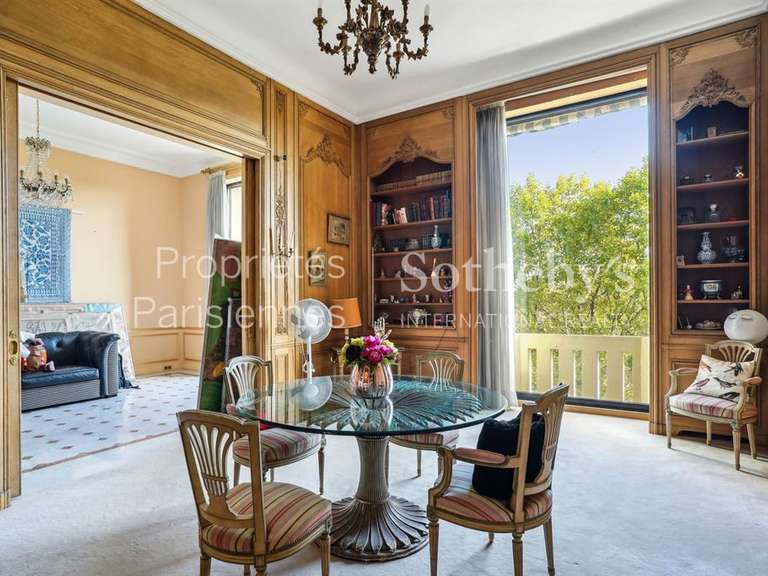 Appartement Paris 16e - 3 chambres - 403m²