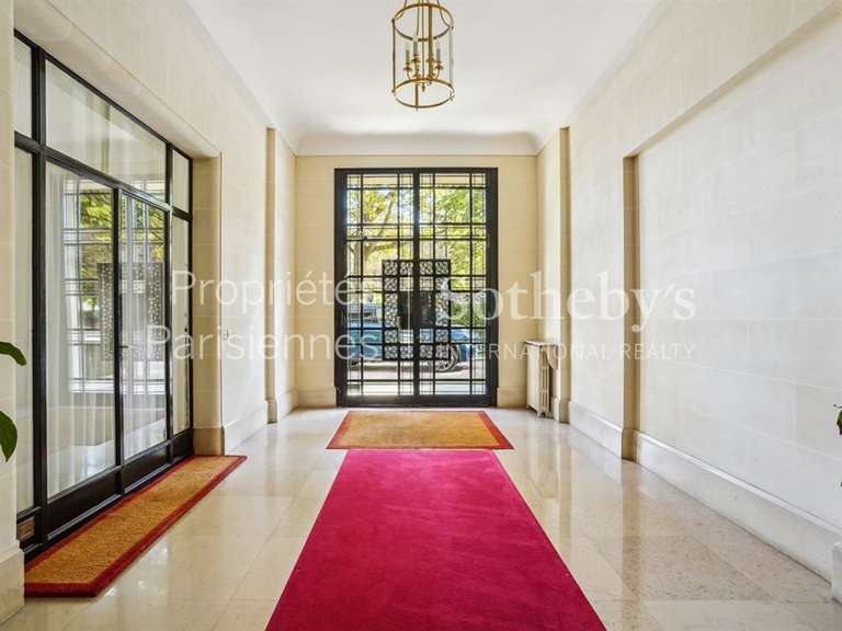 Appartement Paris 16e - 3 chambres - 403m²