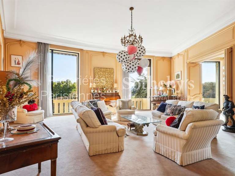 Appartement Paris 16e - 3 chambres - 403m²