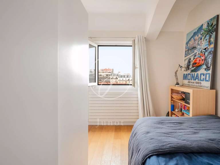 Appartement Paris 16e - 3 chambres - 75m²