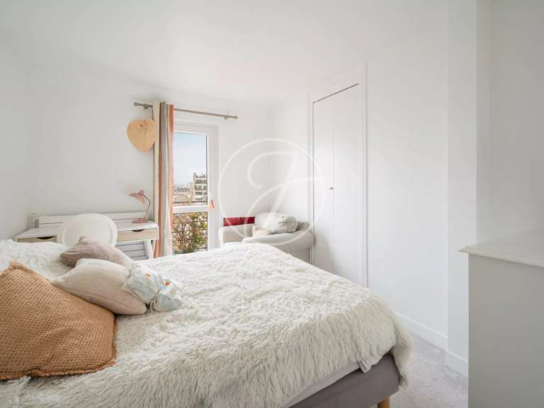 Appartement Paris 16e - 3 chambres - 75m²