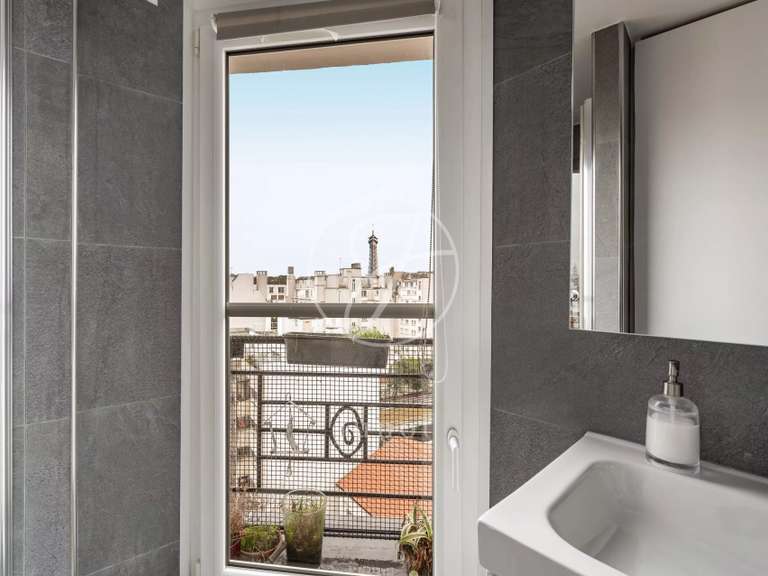 Appartement Paris 16e - 3 chambres - 75m²