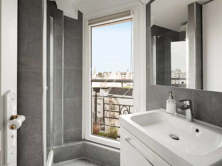 Appartement Paris 16e - 3 chambres - 75m²