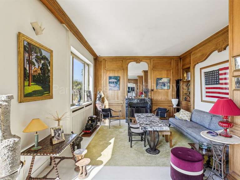 Appartement Paris 16e - 3 chambres - 193m²