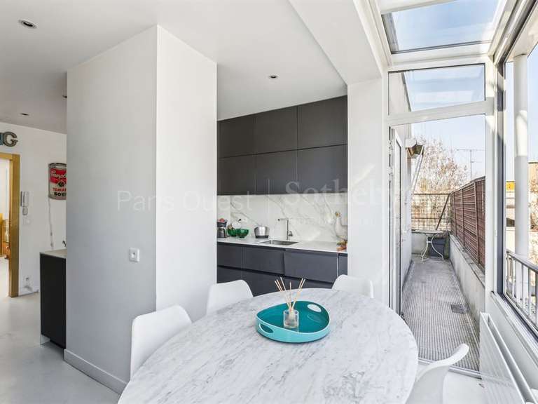 Appartement Paris 16e - 3 chambres - 193m²