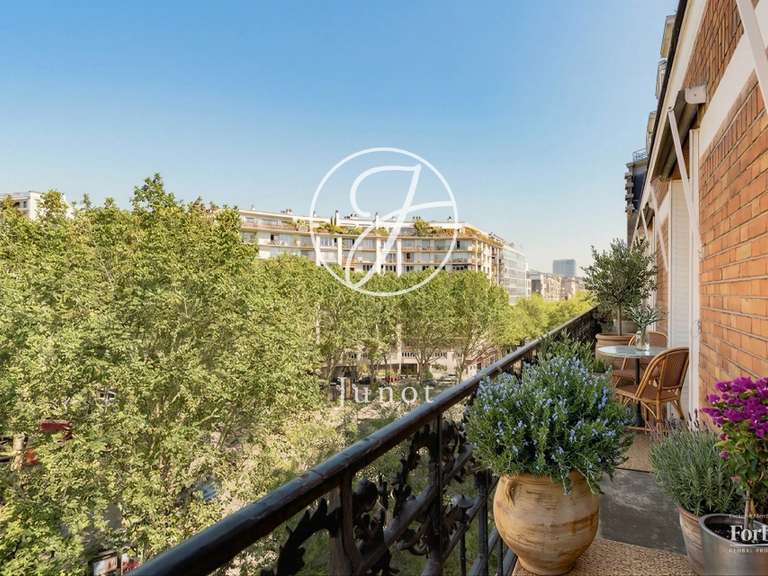 Apartment Paris 16e - 3 bedrooms - 126m²