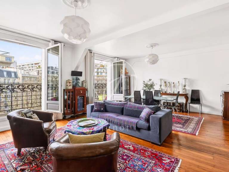 Appartement Paris 16e - 3 chambres - 126m²