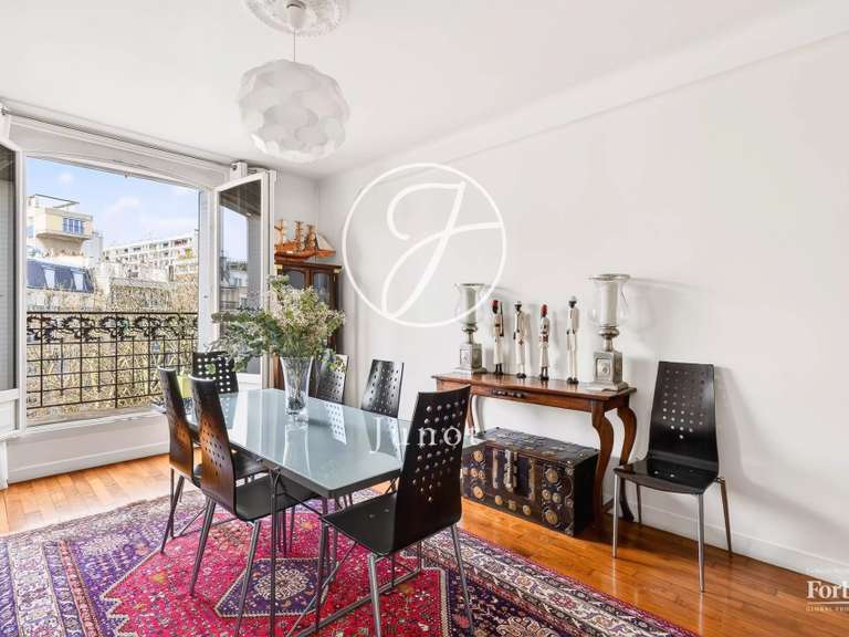 Appartement Paris 16e - 3 chambres - 126m²