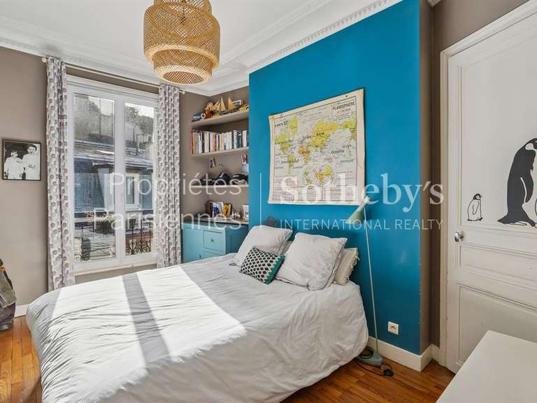 Appartement Paris 16e - 3 chambres - 166m²