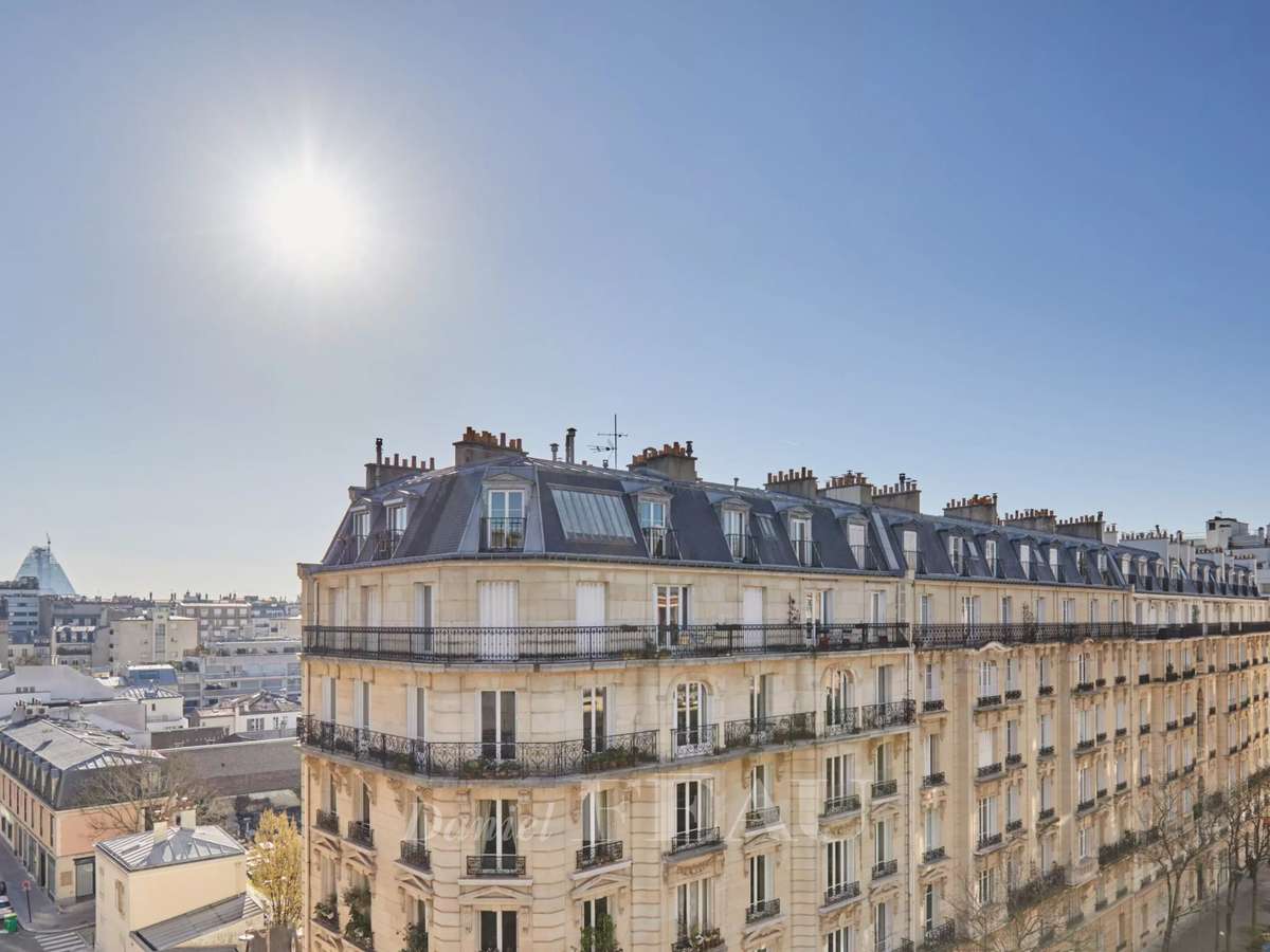 Apartment Paris 16e