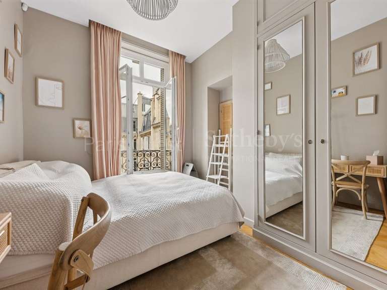 Appartement Paris 16e - 4 chambres - 286m²