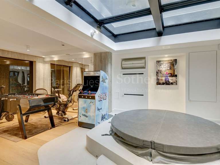 Appartement Paris 16e - 5 chambres - 333m²