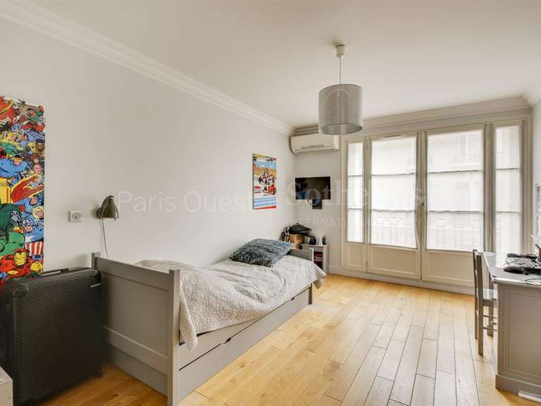 Appartement Paris 16e - 5 chambres - 333m²
