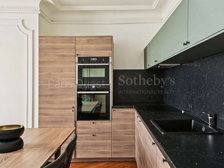 Appartement Paris 16e - 182m²