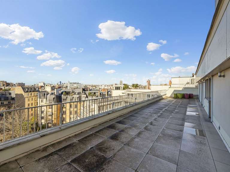 Appartement Paris 16e - 2 chambres - 130m²