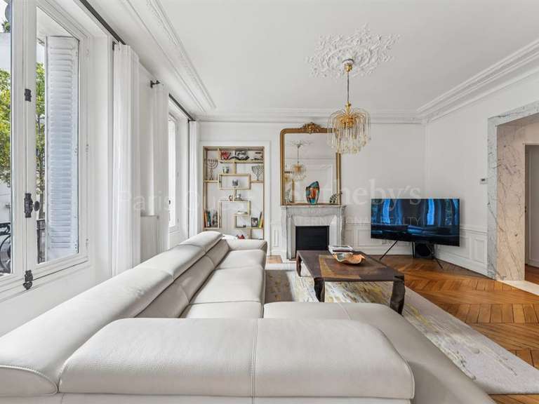 Appartement Paris 16e - 3 chambres - 140m²