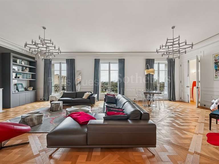 Appartement Paris 16e - 5 chambres - 390m²