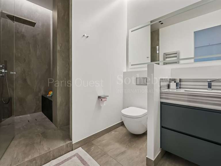 Appartement Paris 16e - 5 chambres - 390m²