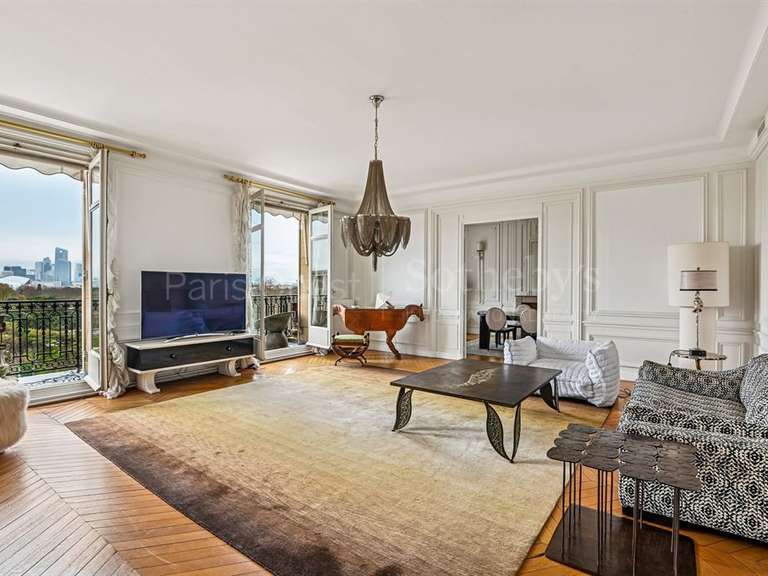 Appartement Paris 16e - 183m²