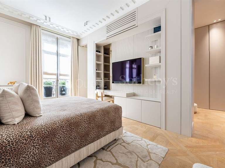 Appartement Paris 16e - 2 chambres - 259m²