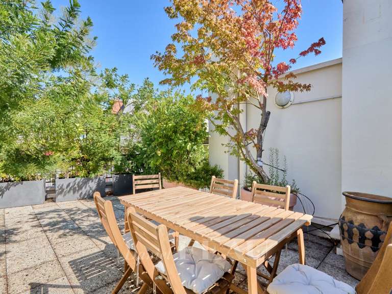 Appartement Paris 16e - 1 chambre - 73m²