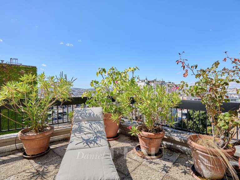 Appartement Paris 16e - 1 chambre - 73m²