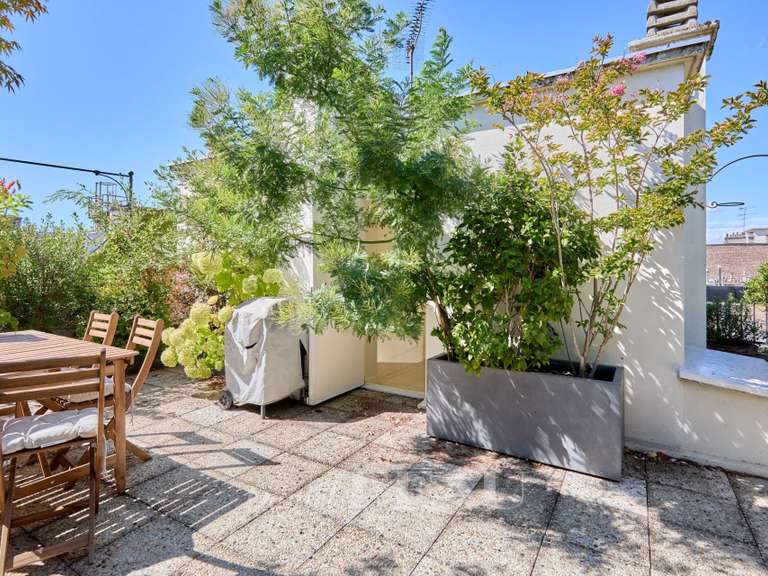 Appartement Paris 16e - 1 chambre - 73m²