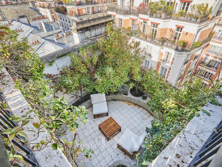 Appartement Paris 16e - 2 chambres - 69m²