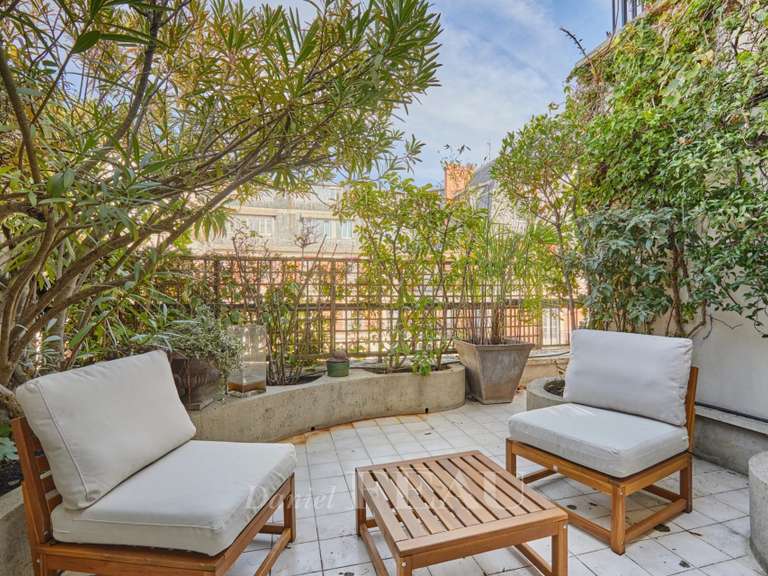 Appartement Paris 16e - 2 chambres - 69m²