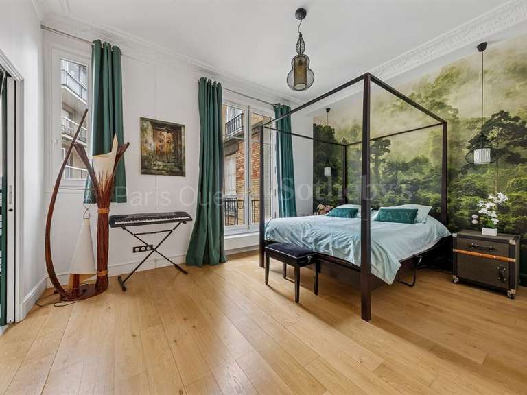 Appartement Paris 16e - 4 chambres - 285m²
