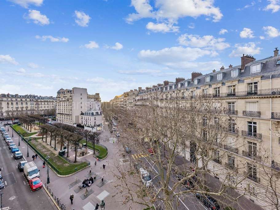 Apartment Paris 16e