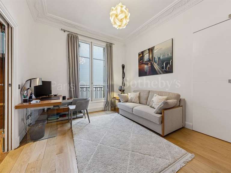 Appartement Paris 16e - 4 chambres - 285m²