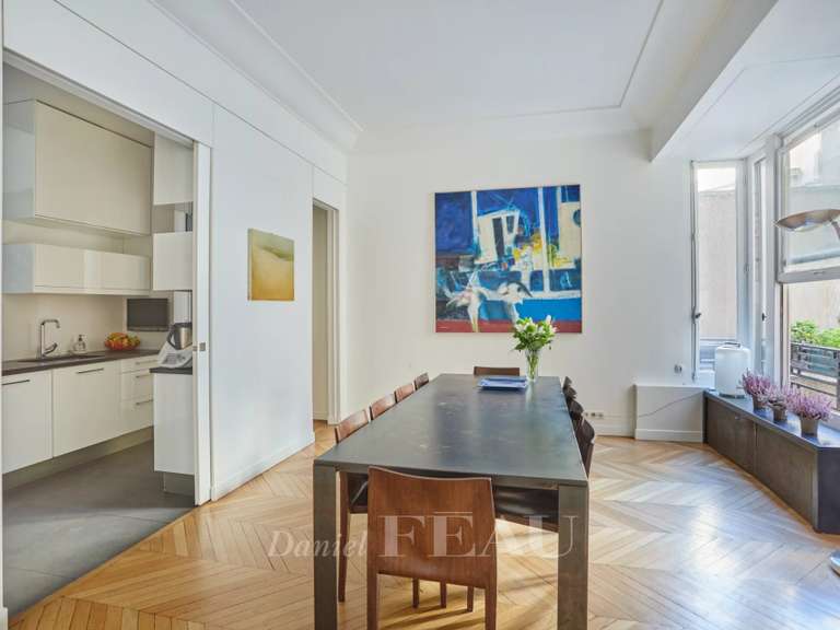 Appartement Paris 16e - 4 chambres - 148m²