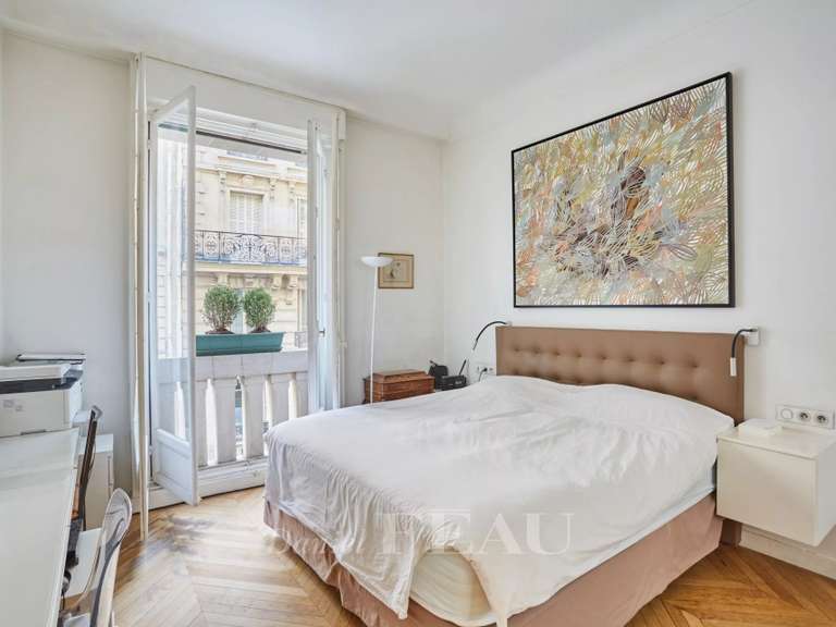 Appartement Paris 16e - 4 chambres - 148m²