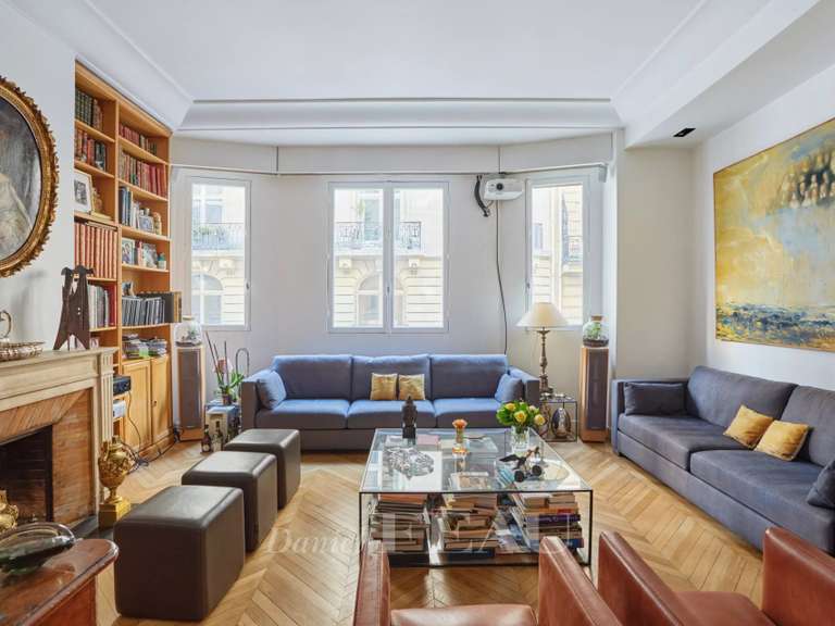 Appartement Paris 16e - 4 chambres - 148m²