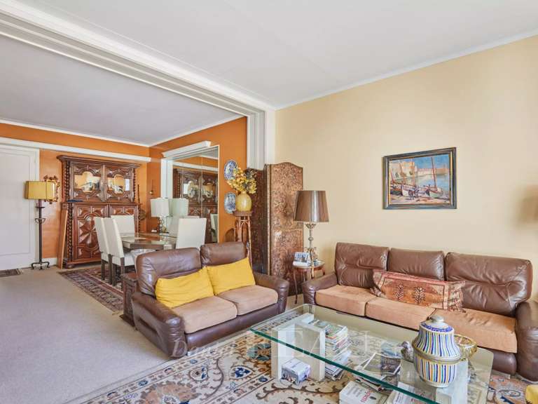 Appartement Paris 16e - 3 chambres - 110m²